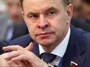 Вельчанин призвал к ответу сенатора от Архангельской области Виктора Новожилова