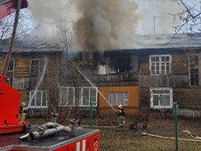В Котласе ликвидирован пожар в двухэтажном жилом деревянном доме 