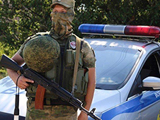Росгвардия обеспечивает безопасность альтернативного маршрута в Крым через ДНР