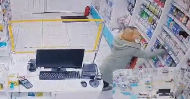 Архангельскими полицейскими раскрыт грабеж из аптеки