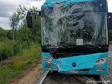 Прокуратурой области организована проверка по факту дорожно- транспортного происшествия с участием рейсового автобуса в г. Архангельске