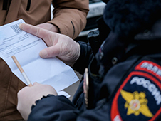 В Вельском районе полицейскими выявлен факт фиктивной постановки на учет одиннадцати иностранных граждан